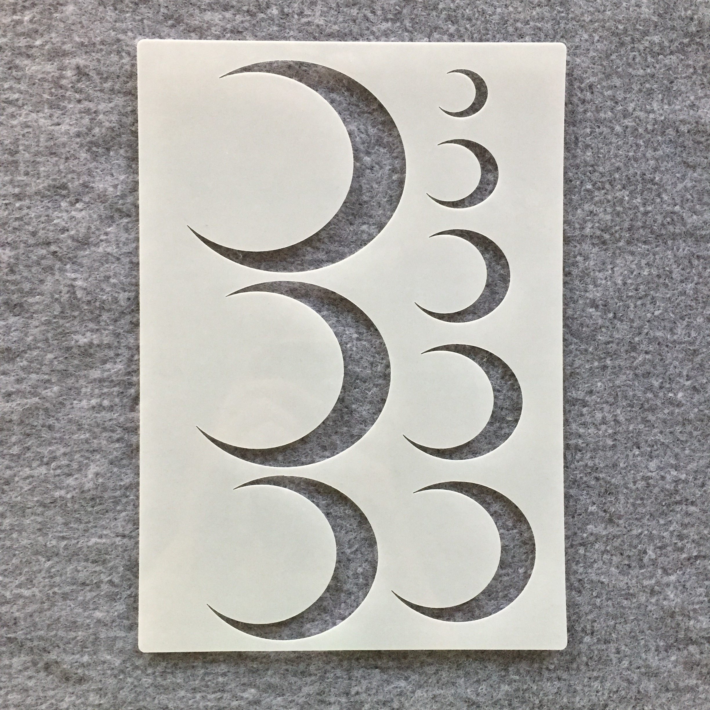 새로운 중공 기하학 그림 그림 중공 템플릿 어린이 그림 보조 장식 잉크젯 그림 템플릿 눈금자