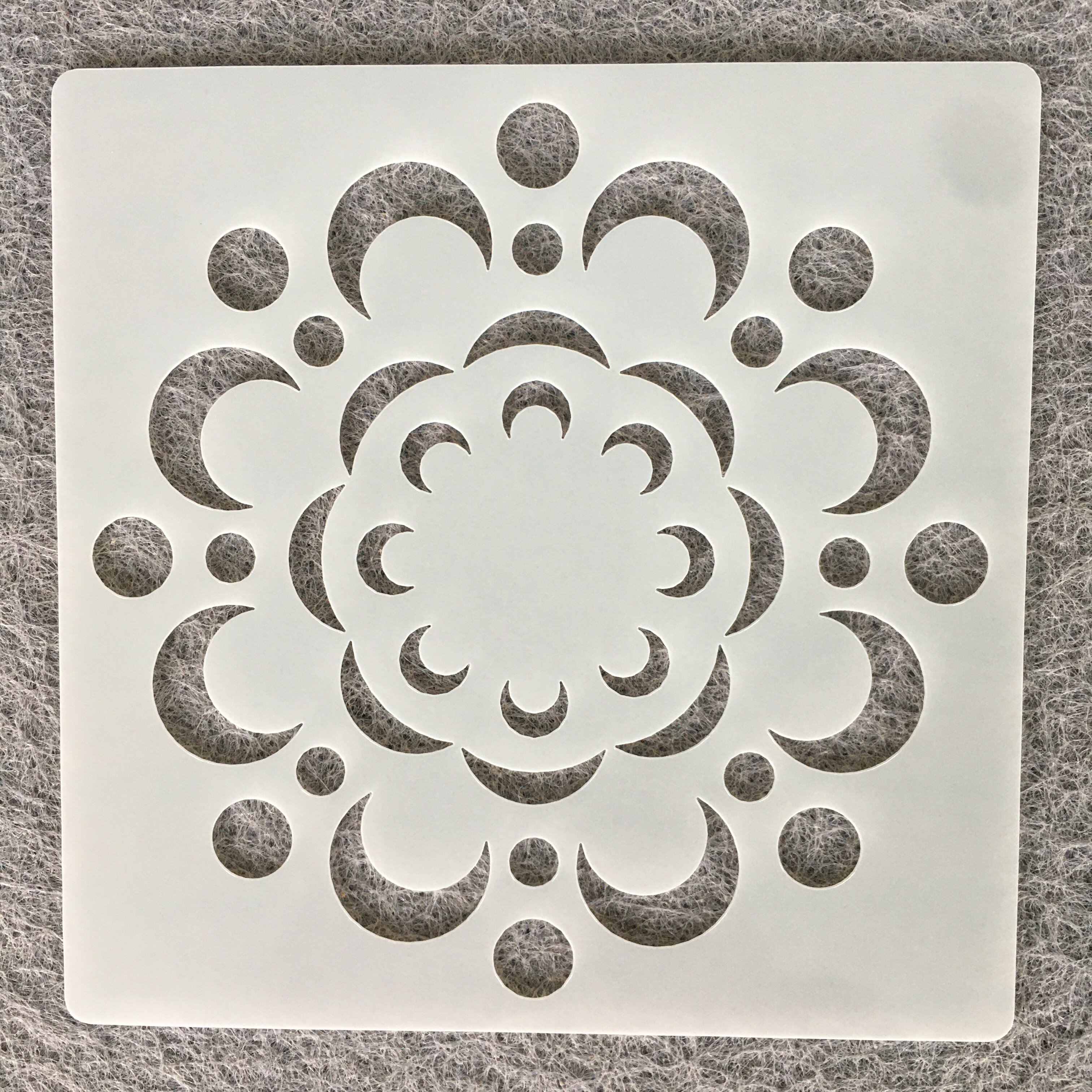 컬러링 스텐실 페인팅 스프레이 스텐실 만다라 중공 드로잉 보드 낙서 템플릿 중공 템플릿