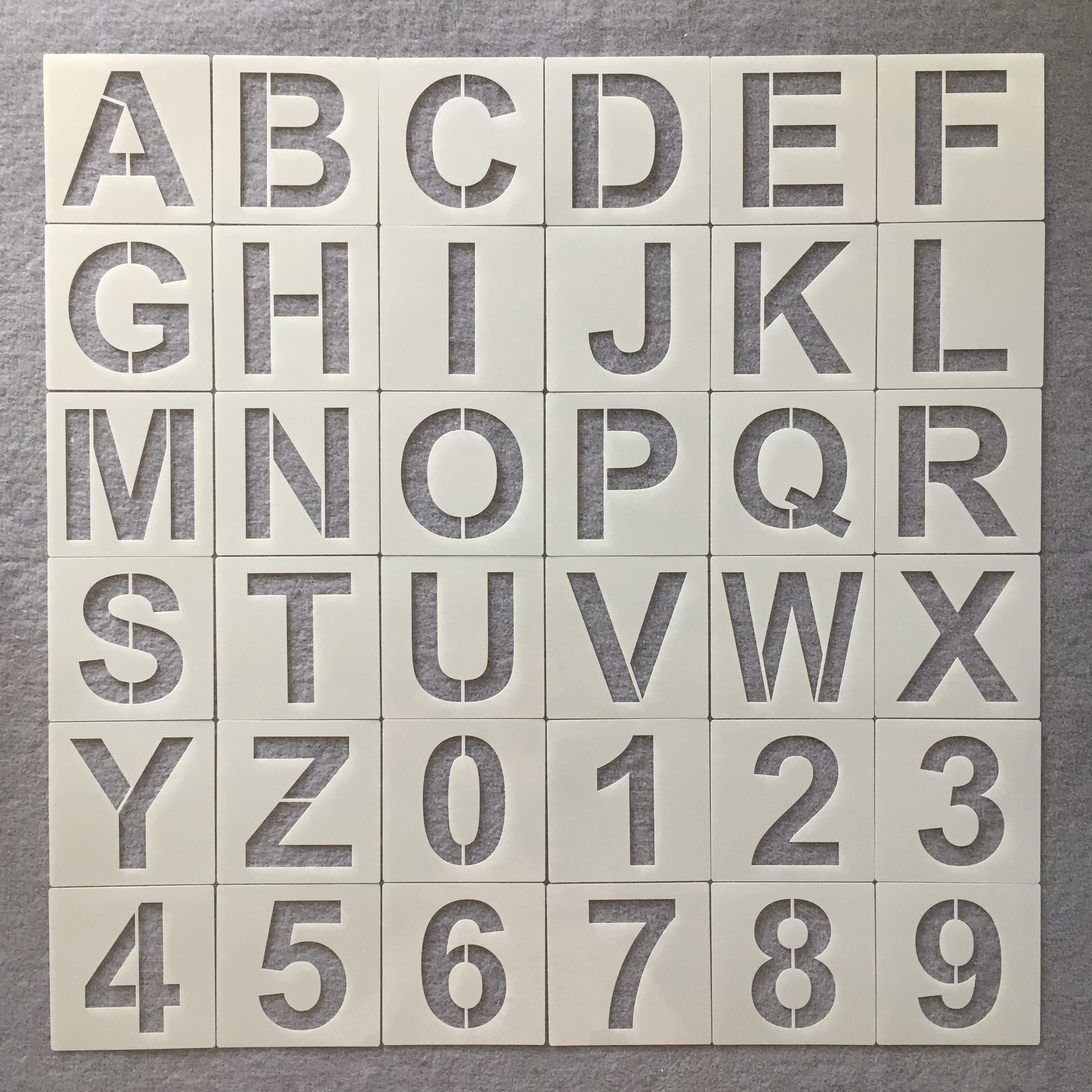 款英文字母学生画画辅助喷涂