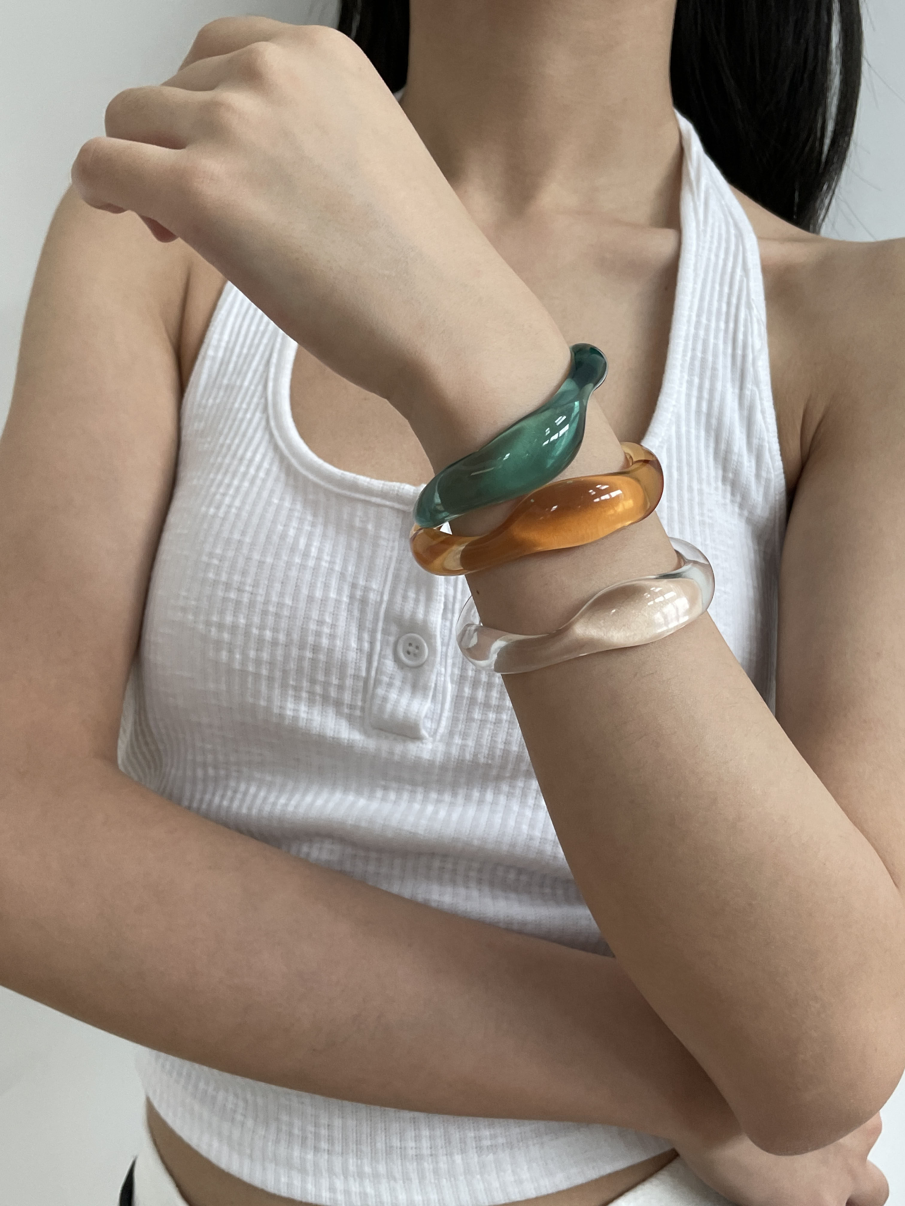 NICHE AND VERSATILE DESIGN RETRO RESIN EXAGGERATED PERSONALITY BRACELET SIMPLE TEMPERAMENT GRADE ACRYLIC BRACELET