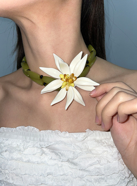 度假风立体花朵项链套装