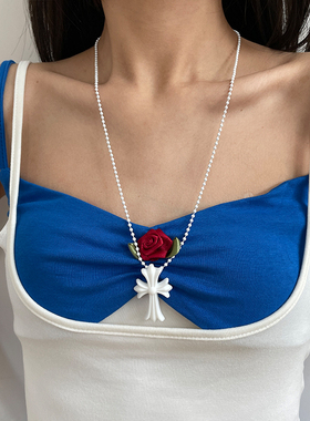 时髦简约树脂十字架项链