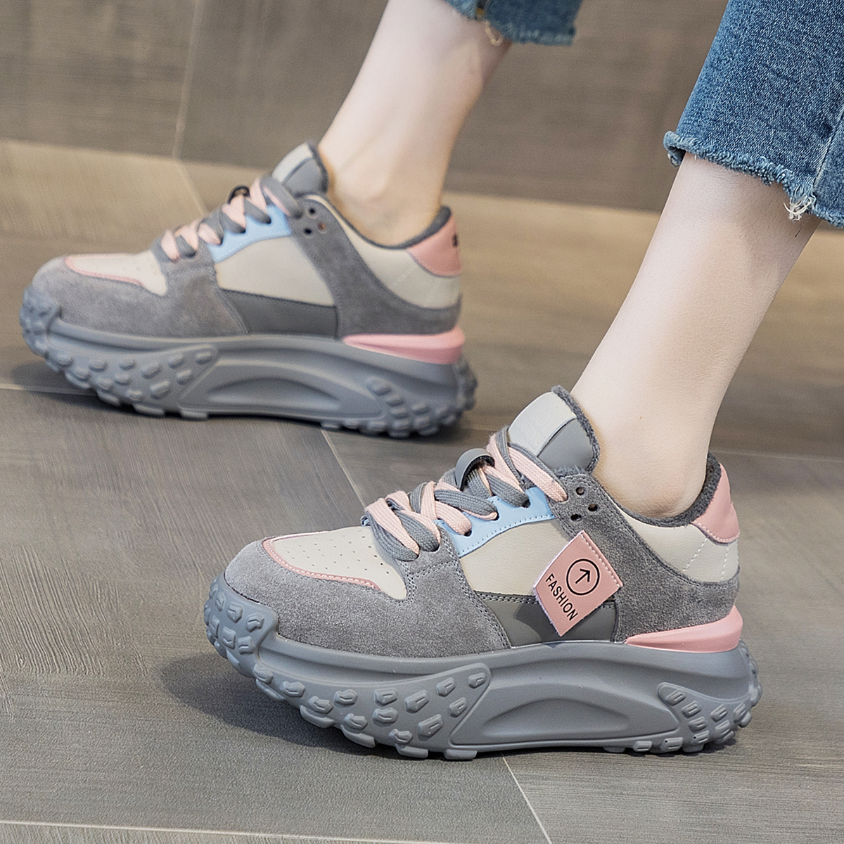 网红厚底女款老爹鞋百搭真皮休闲