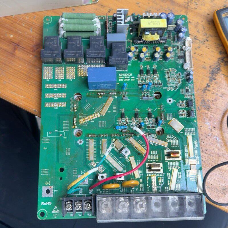 议价变频器电源板KB4QD02其它元器件
