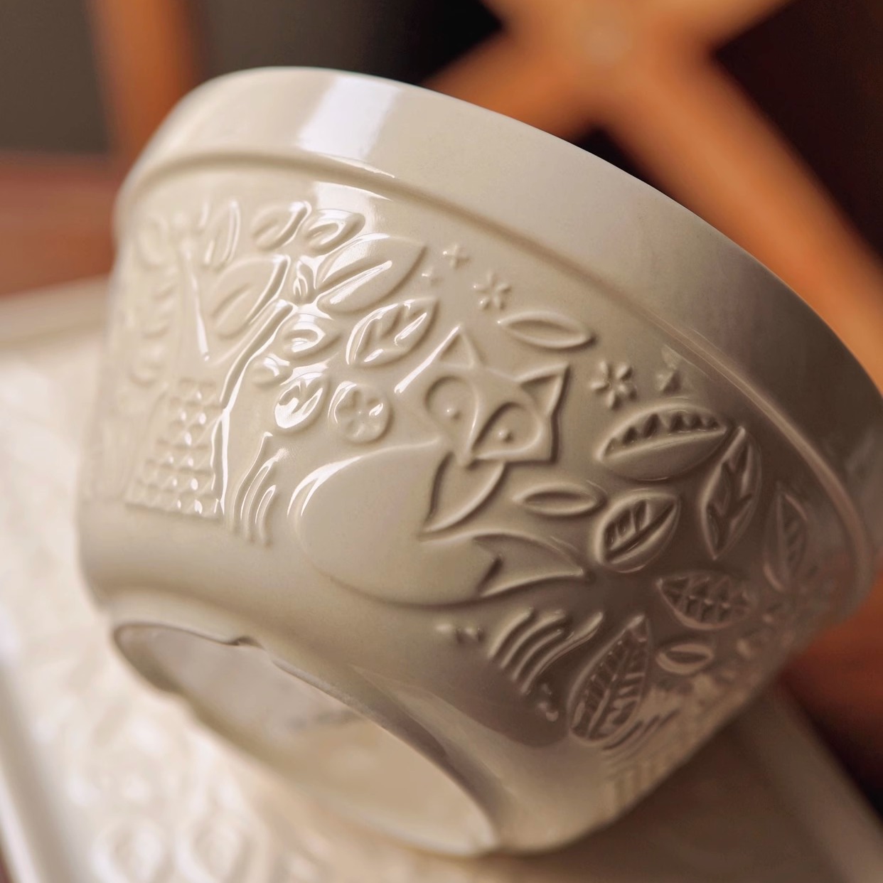 复古景德镇好看森林浮雕陶瓷大碗汤碗面碗家用沙拉碗水果碗大号碗