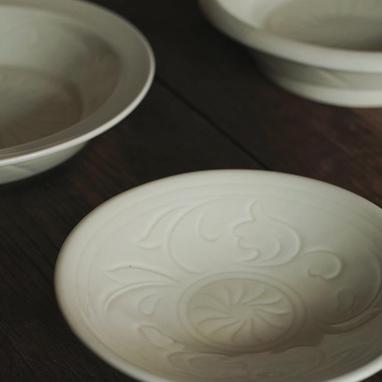 观复博物越窑龙纹茶盏秘色瓷茶杯景德镇陶瓷家用品茗深口碟沙拉碗