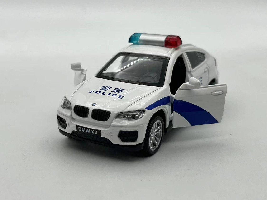 彩珀成真1:43宝马X6警车合金车模仿真模型回力儿童益智玩具收藏男