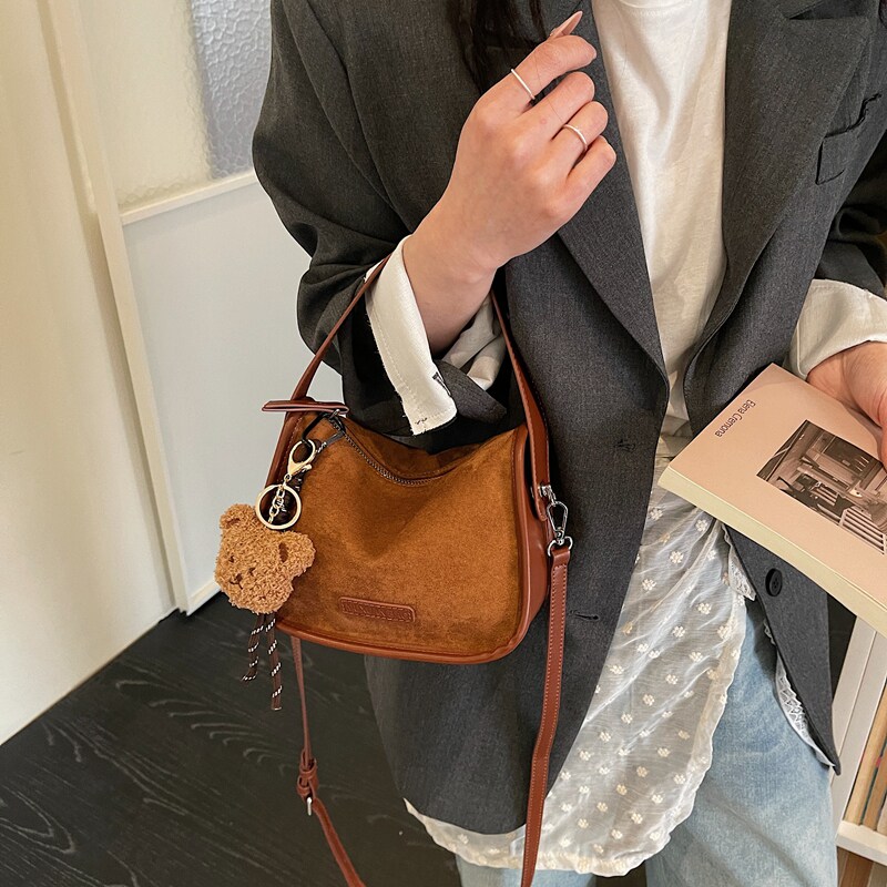 复古麂皮绒小方包女新款通勤百搭单肩斜挎手提包简约波士顿女包