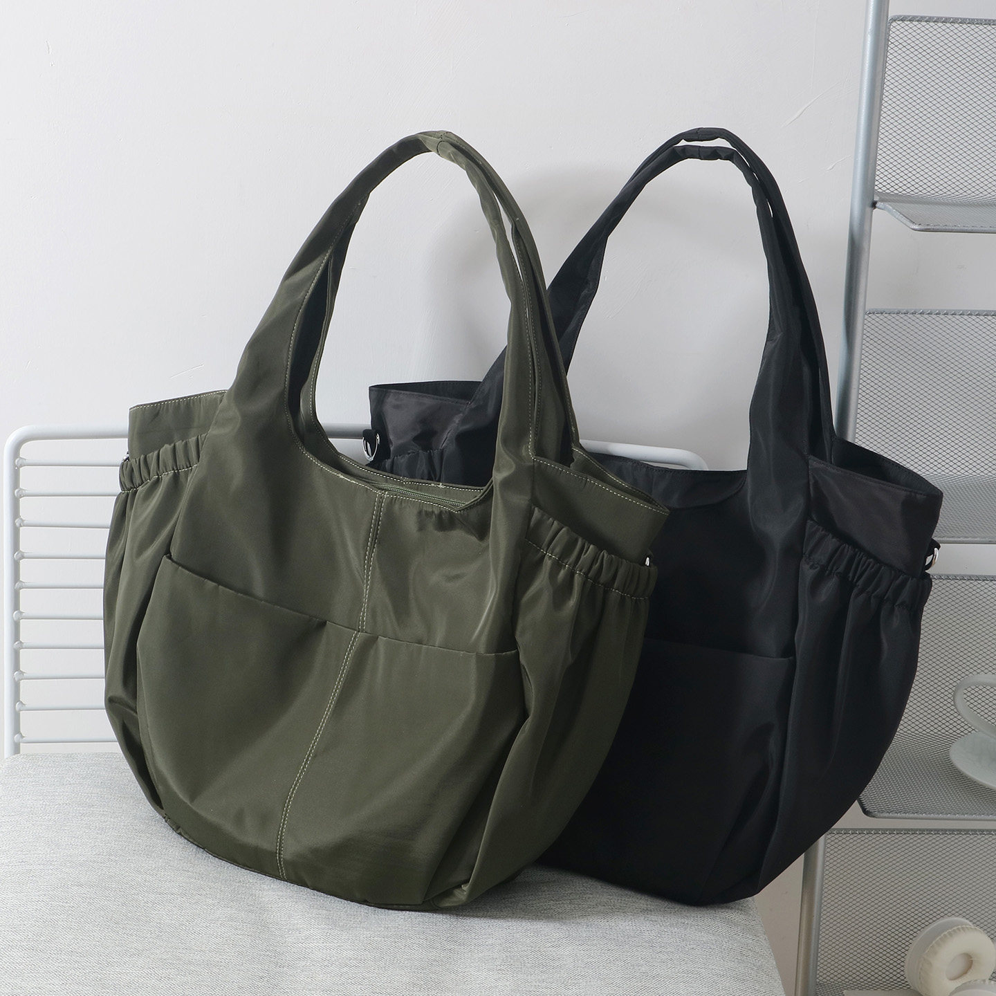 韩版简约文艺风大容量防水尼龙布手提单肩包妈咪包通勤百搭斜挎包