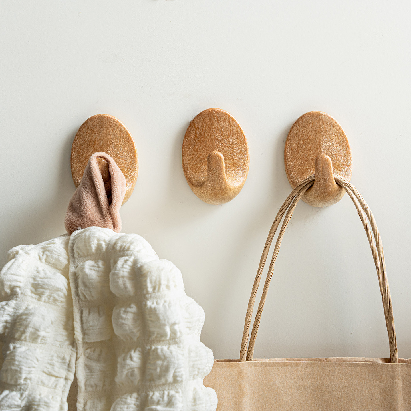 仿木色挂钩免打孔粘钩门后置物钩子厨房浴室毛巾钩简约装饰挂钩,家居饰品,装饰挂钩,淘宝优惠券,粉丝福利购,淘宝优惠卷