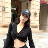 露脐上衣 设计感打底短款 辣妹性感扭结交叉低胸V领长袖 T恤女秋修身