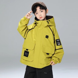 男童春秋款外套2026新款春季冲锋衣中大儿童男孩春装痞帅气时髦潮