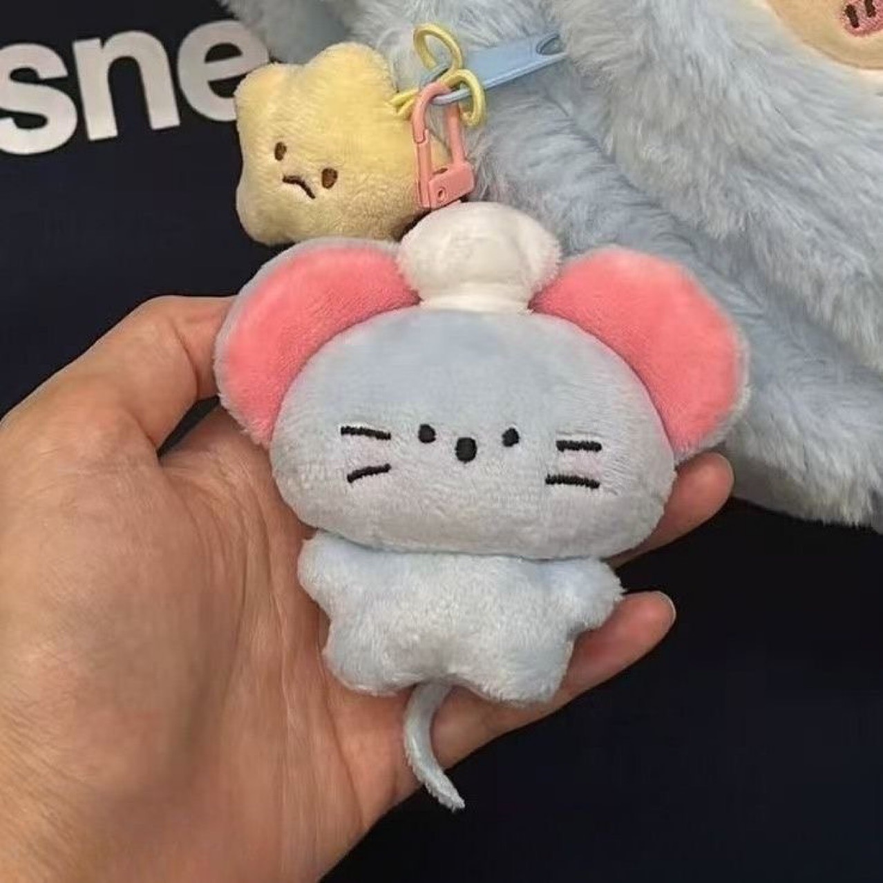 可爱贪吃鼠网红毛绒挂件钥匙扣