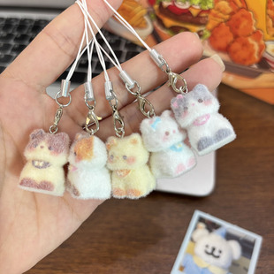 新款卡通可爱植绒立体树脂猫咪 钥匙链包包挂件手机挂绳礼物批发