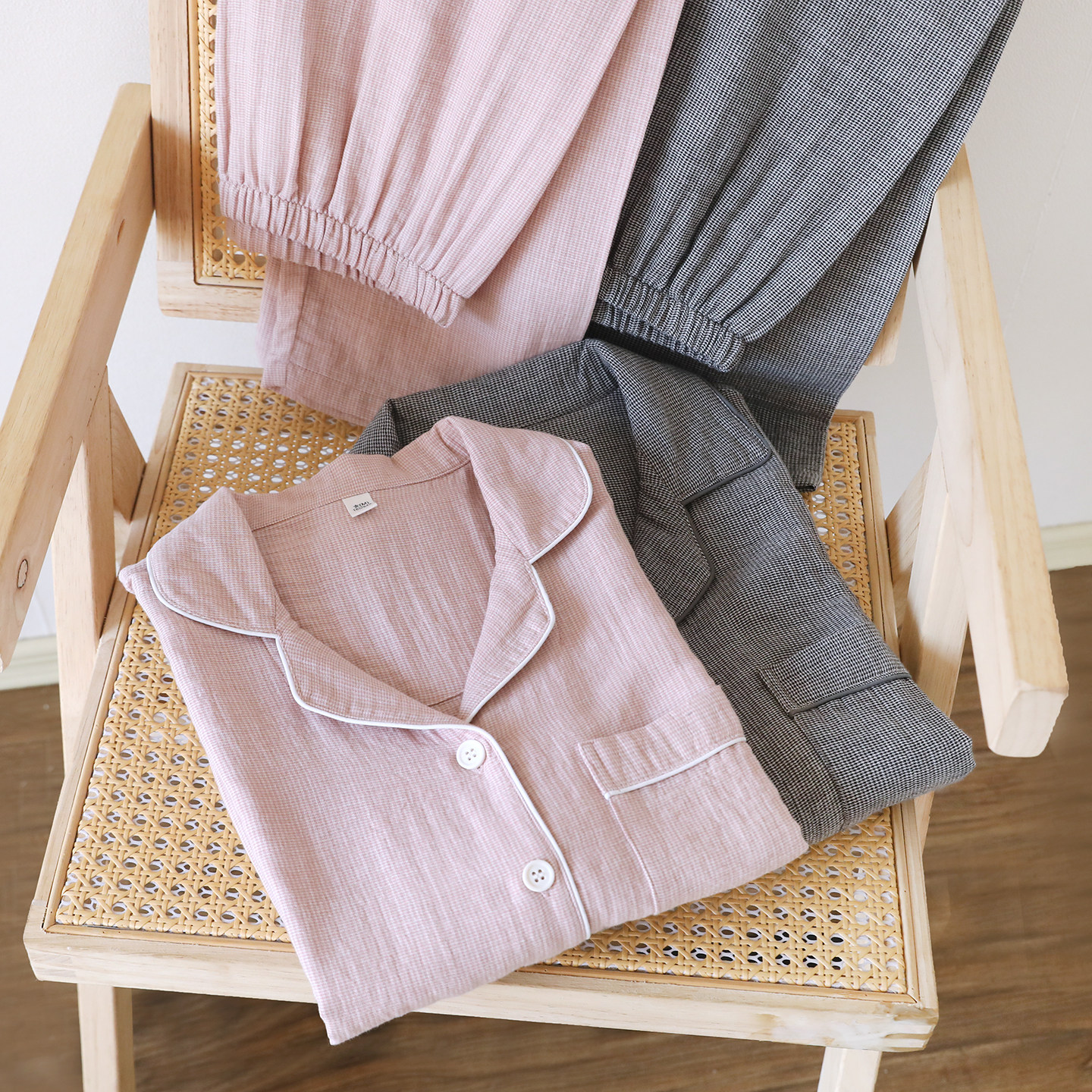 情侣纯棉纱布睡衣长袖长裤春季薄款日系简约格子男女士家居服套装