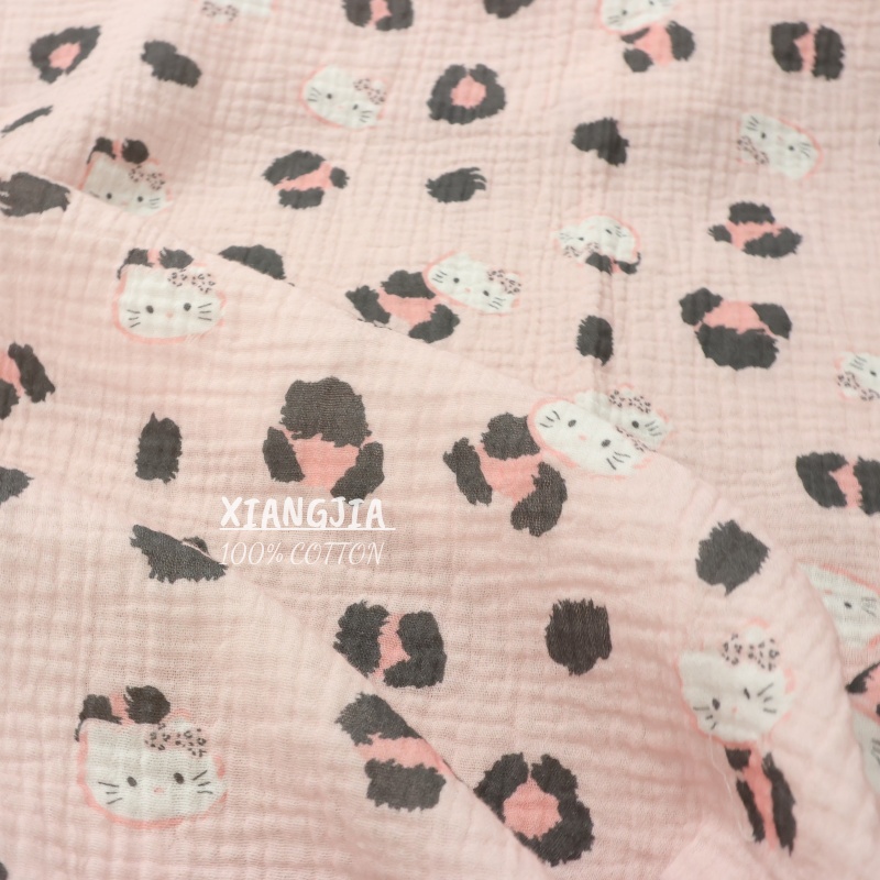 全棉双层绉纱 豹纹kitty睡衣家居服 包被口水巾浴巾面料