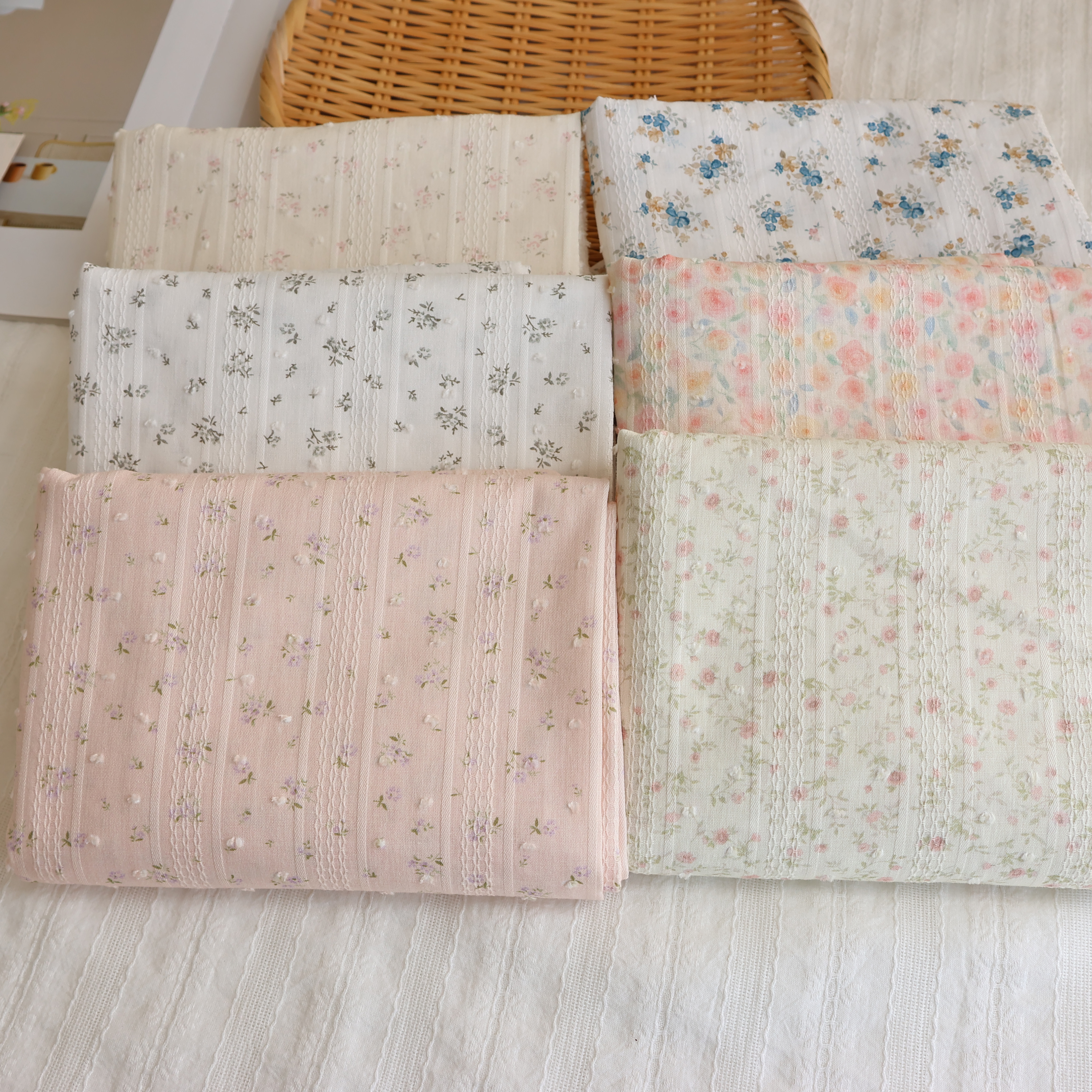日韩小碎花提花布料  夏季童装裙子 窗帘手工diy面料