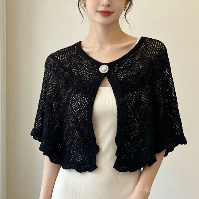春夏黑色针织镂空防晒透气披肩女图片