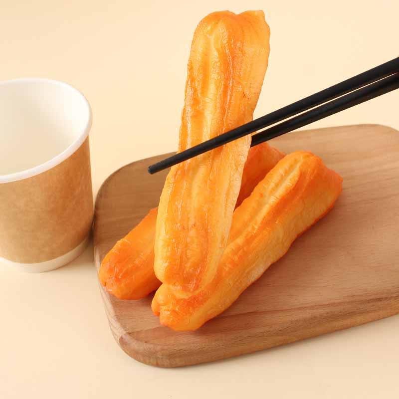 仿真油条钥匙扣创意早餐食物包包挂件假油炸食品过家家玩具