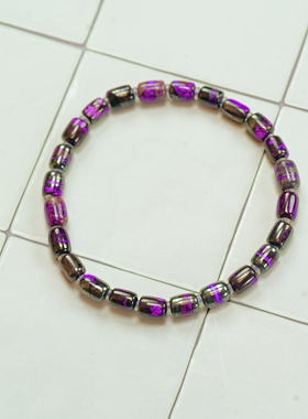 舒俱来W10150火焰红丝绒桶珠手串