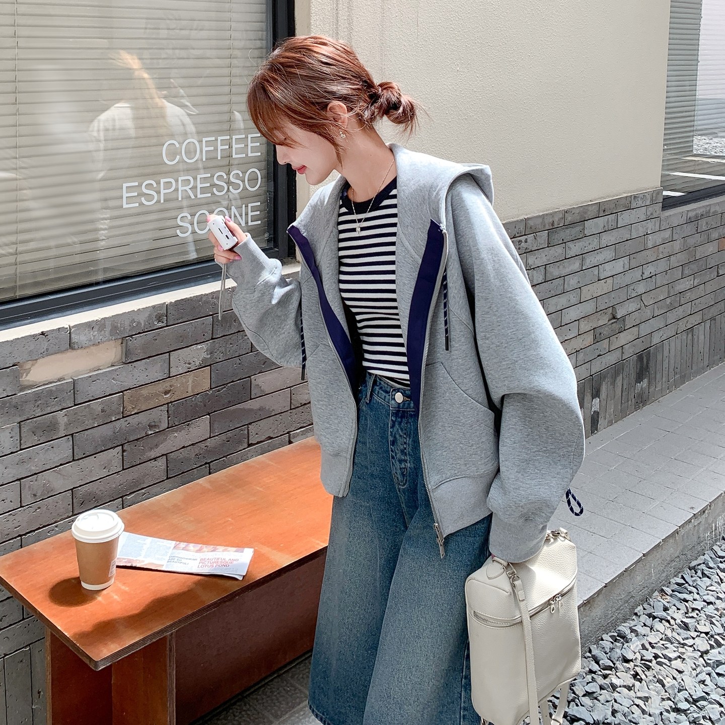 减龄连帽灰色卫衣外套女春秋2025新款小个子俏皮活泼夹克流行爆款,女装短外套,2C251
