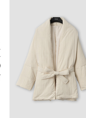 （周哥甄选）米色羽绒服-32693