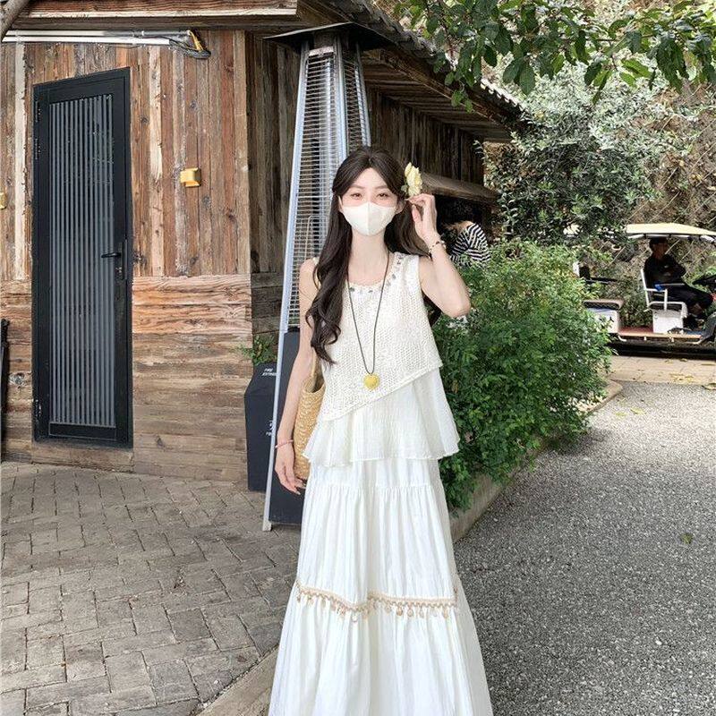 民族风白色流苏吊带连衣裙女夏波西米亚套装云南海边度假背心长裙