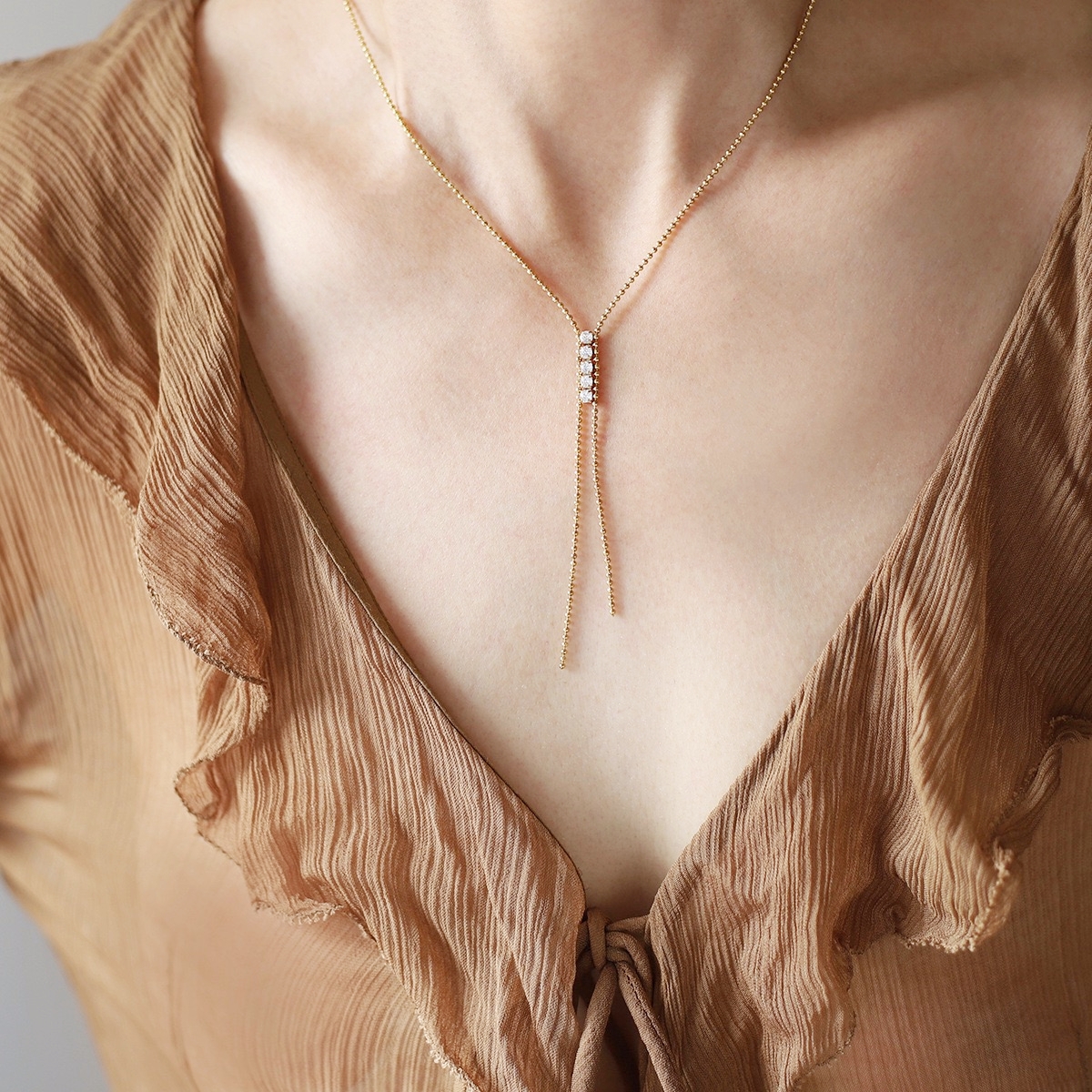 洗澡可以戴，不掉色的毛衣项链