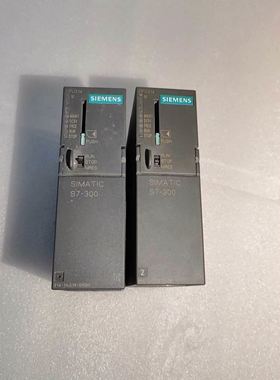 OMRON EE-SPY302 微型光电传感器，实物