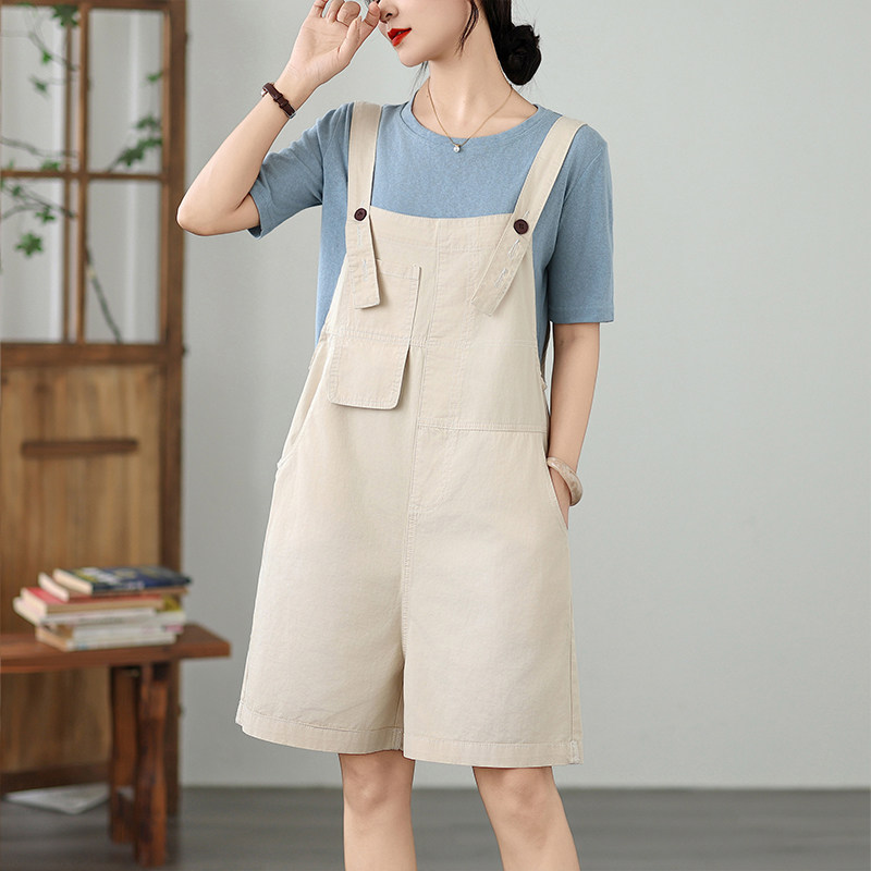 胖妹妹夏季新款大码女装宽松显瘦糖果色简约百搭五分阔腿背带短裤