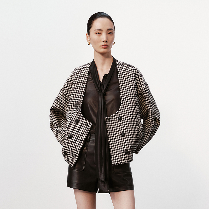 H·GENTEEL荷高新款冬装女机能宫廷风千鸟格外套GCE41520750T