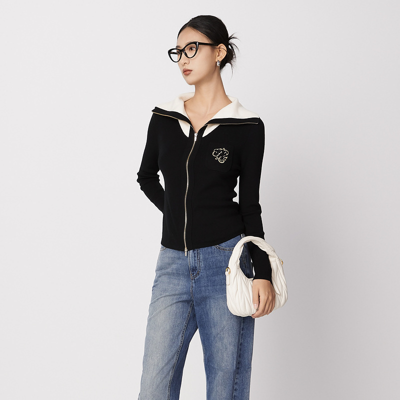 线上专享hply young荷比俪新款秋女刺绣logo海军大翻领双拉链开衫