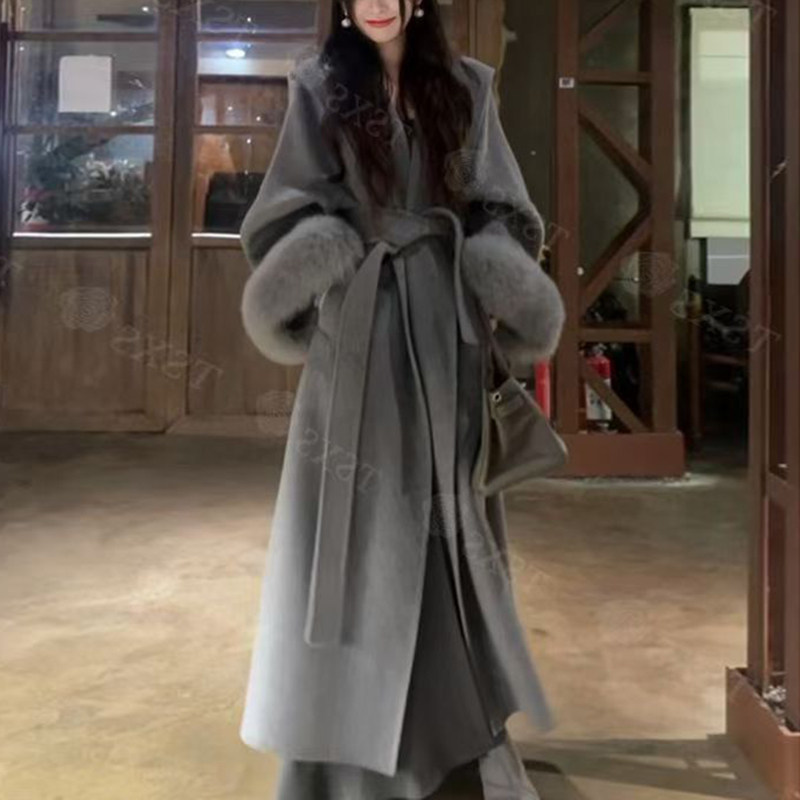 名媛风毛毛袖系带夹棉毛呢外套女