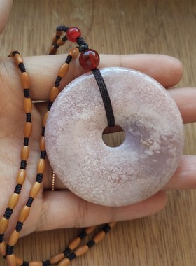 樱花玛瑙平安扣珊瑚玉橄榄核吊坠