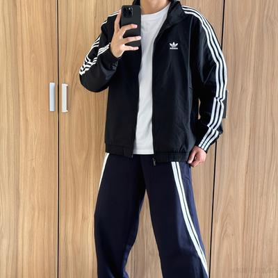 Adidas黑色男女经典立领夹克