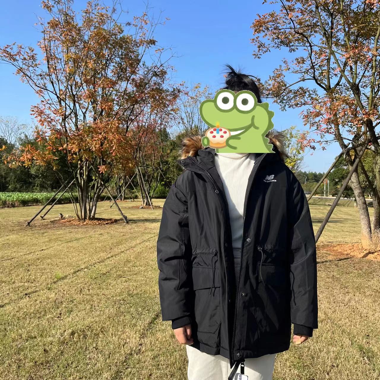 NB纯色Logo保暖羽绒服隐藏式拉链