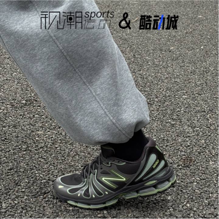 NB1890灰绿机能风休闲跑步鞋