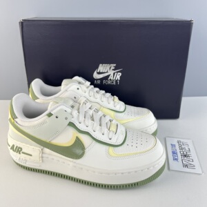 Nike耐克Air Force1空军一号白绿女子百搭舒适休闲板鞋FN6335-101