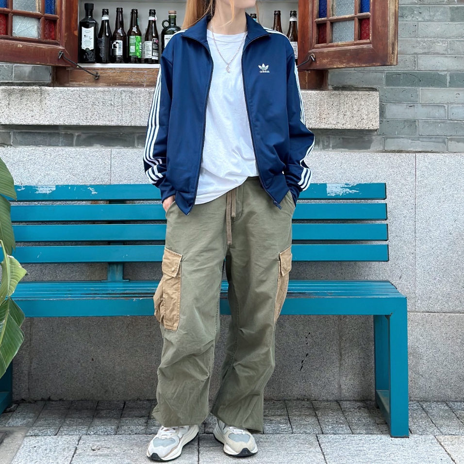 Adidas蓝色立领条纹夹克外套