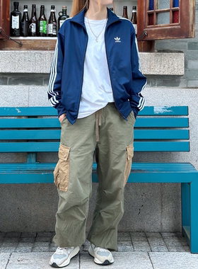 Adidas阿迪达斯 三叶草蓝色男女舒适经典条纹立领夹克外套IR9893