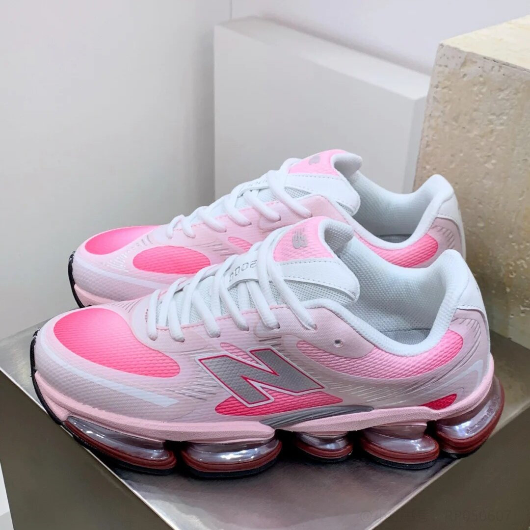 NB2000粉色男女耐磨休闲跑步鞋