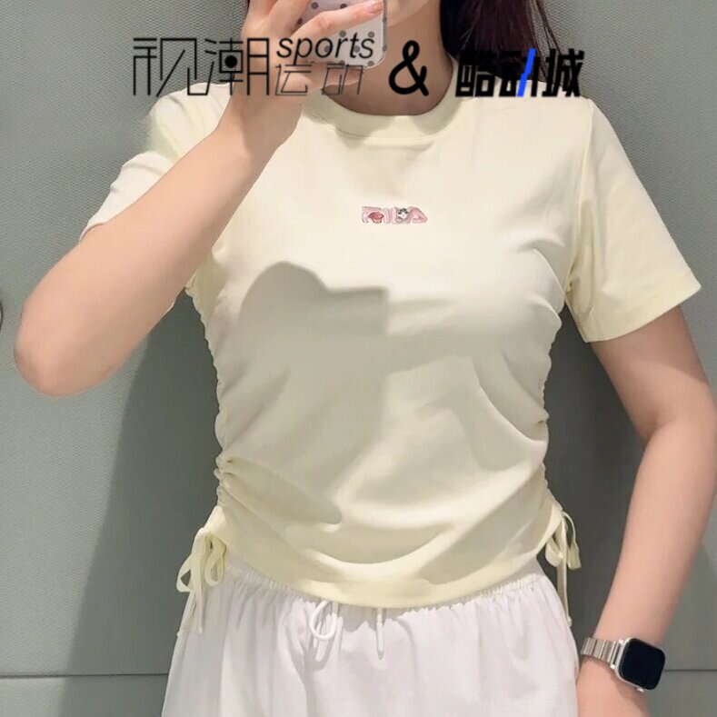 斐乐ORIGINALE鹅毛黄女修身短袖