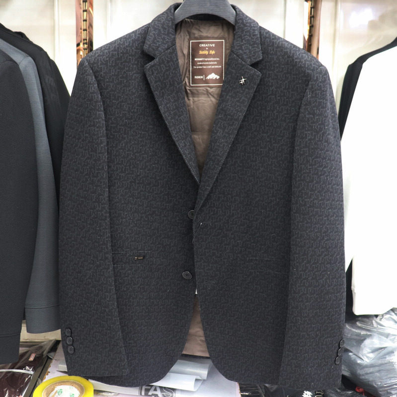 2025冬季新款杰克雄狮男装休闲男士简约百搭西装领针织羽绒服8502