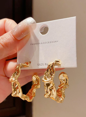 高级感圆圈耳圈耳环耳夹无耳洞小众独立设计师金属褶皱夸张耳钉