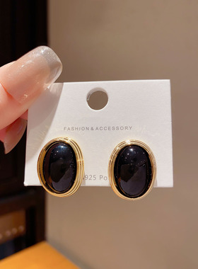 小众复古黑色赫本风几何通勤百搭耳钉女高级感气质冷淡风耳环耳饰