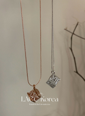 韩系简约精致方形吊坠镶钻石项链