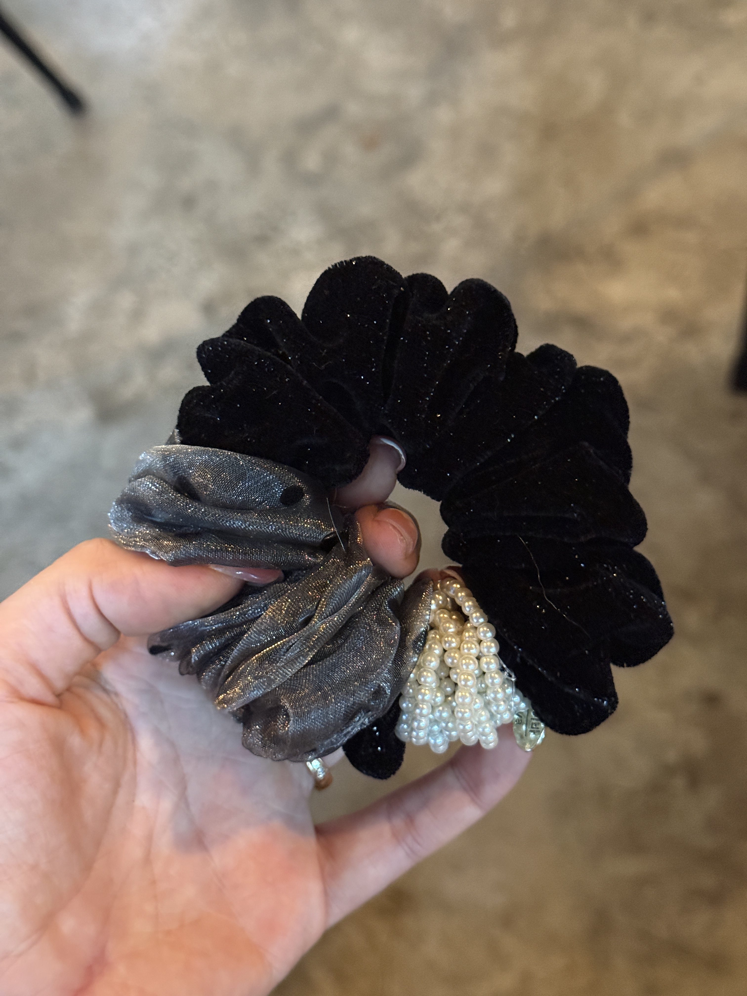 韩国进口2025新款高级感丝绒珍珠发圈女扎头发绳皮筋头绳发饰头饰,饰品/流行首饰/时尚饰品新,发饰,淘宝优惠券,粉丝福利购,淘宝优惠卷