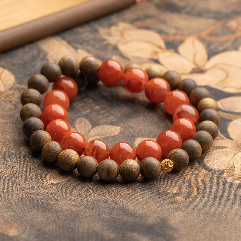 莺歌绿奇楠沉香8mm精美高端火焰纹南红双圈手串