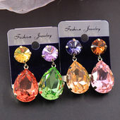 时尚 轻微瑕疵单只仅售六元 一只拼色闪亮气质水滴个性 耳环欧美饰品