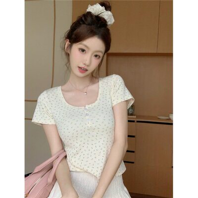 清新碎花u领短袖正肩T恤女夏季甜辣妹修身小个子百搭短款bm风上衣